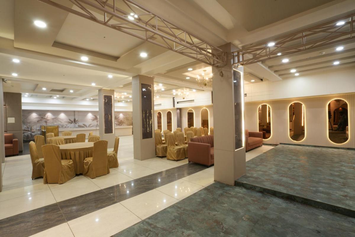 Hotel Square 36 Kota  Esterno foto