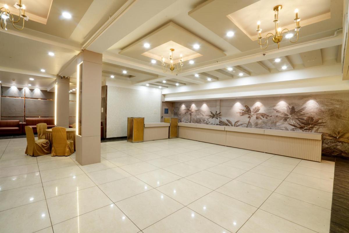 Hotel Square 36 Kota  Esterno foto